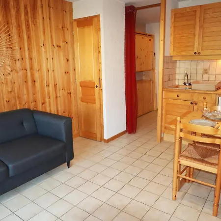 Au Coeur De Morillon, A 850m Des Telecabines, Balcon, Equipements Complets, Parking Inclus - Fr-1-624-60 *